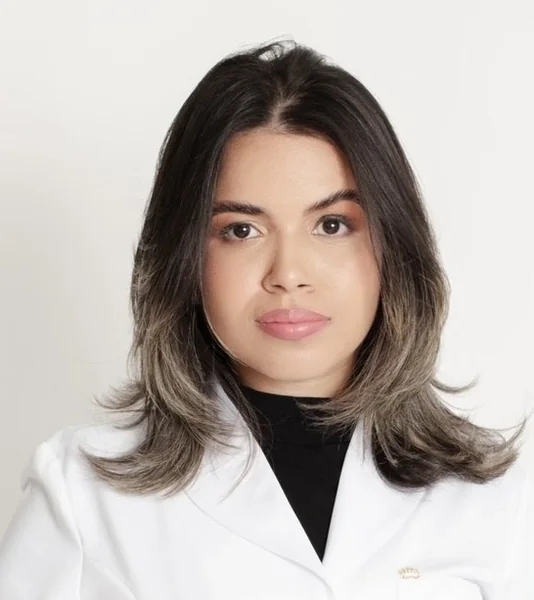 Brenda Venturini Prado Barros