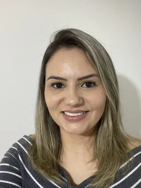 Mirtis Louise Lemos de Souza